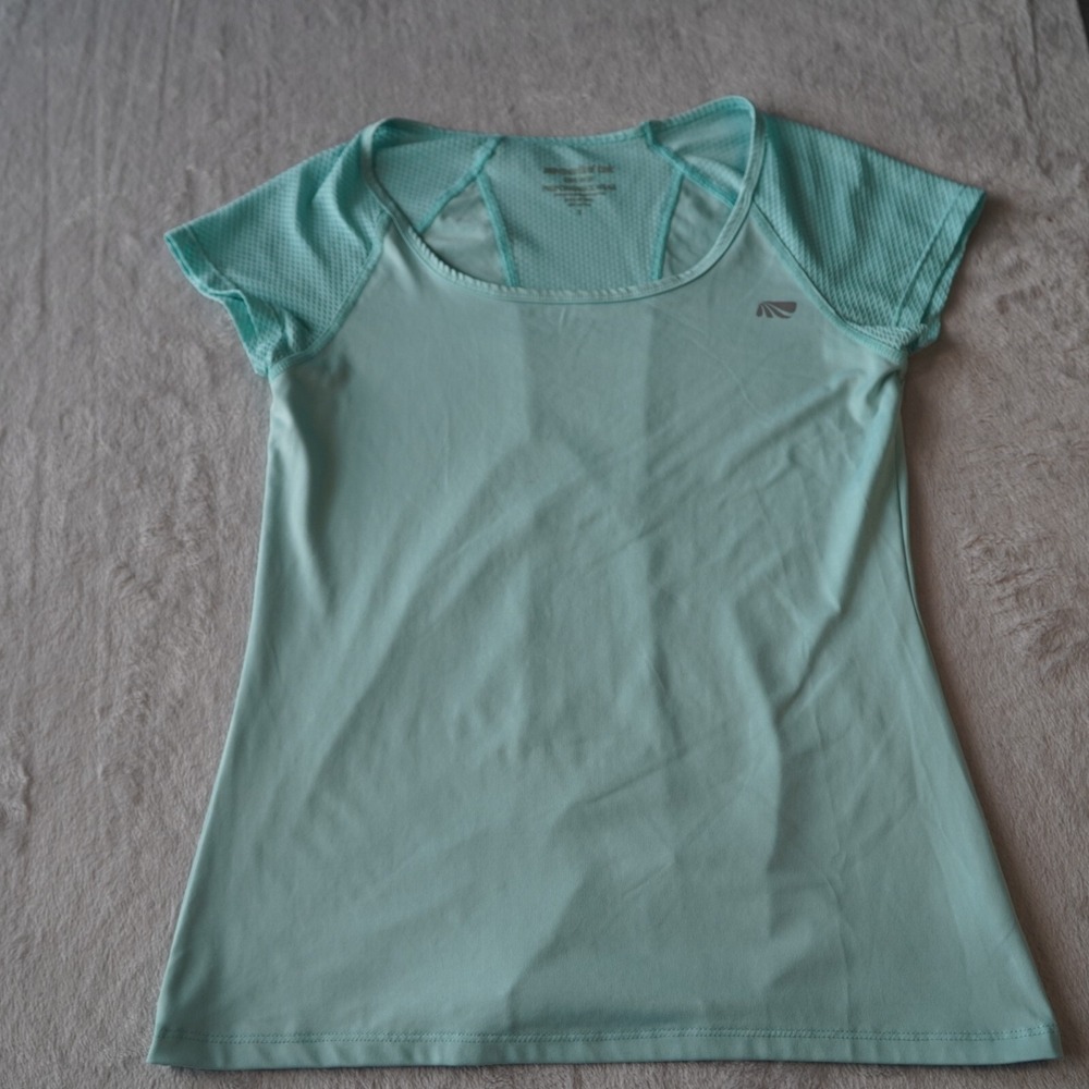 Marika Tek‎ Dry-Wik Performance Tee Size Small Aqua Short Sleeve